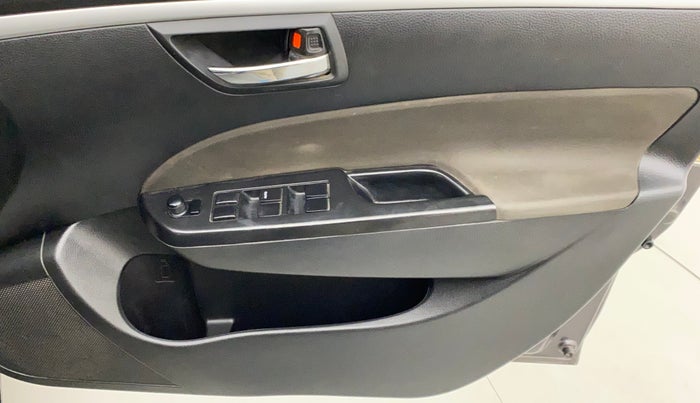 2016 Maruti Swift VXI, Petrol, Manual, 1,11,707 km, Driver Side Door Panels Control