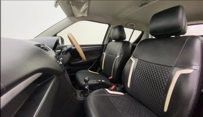 2016 Maruti Swift VXI, Petrol, Manual, 1,11,707 km, Right Side Front Door Cabin