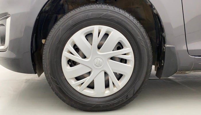 2016 Maruti Swift VXI, Petrol, Manual, 1,11,707 km, Left Front Wheel