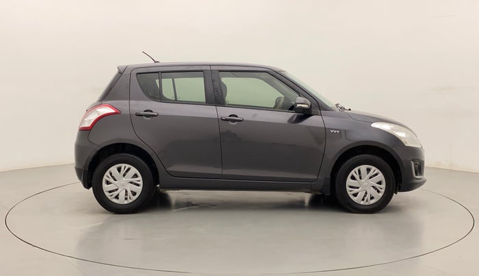 2016 Maruti Swift VXI, Petrol, Manual, 1,11,707 km, Right Side View