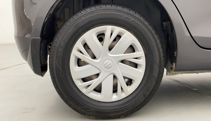 2016 Maruti Swift VXI, Petrol, Manual, 1,11,707 km, Right Rear Wheel