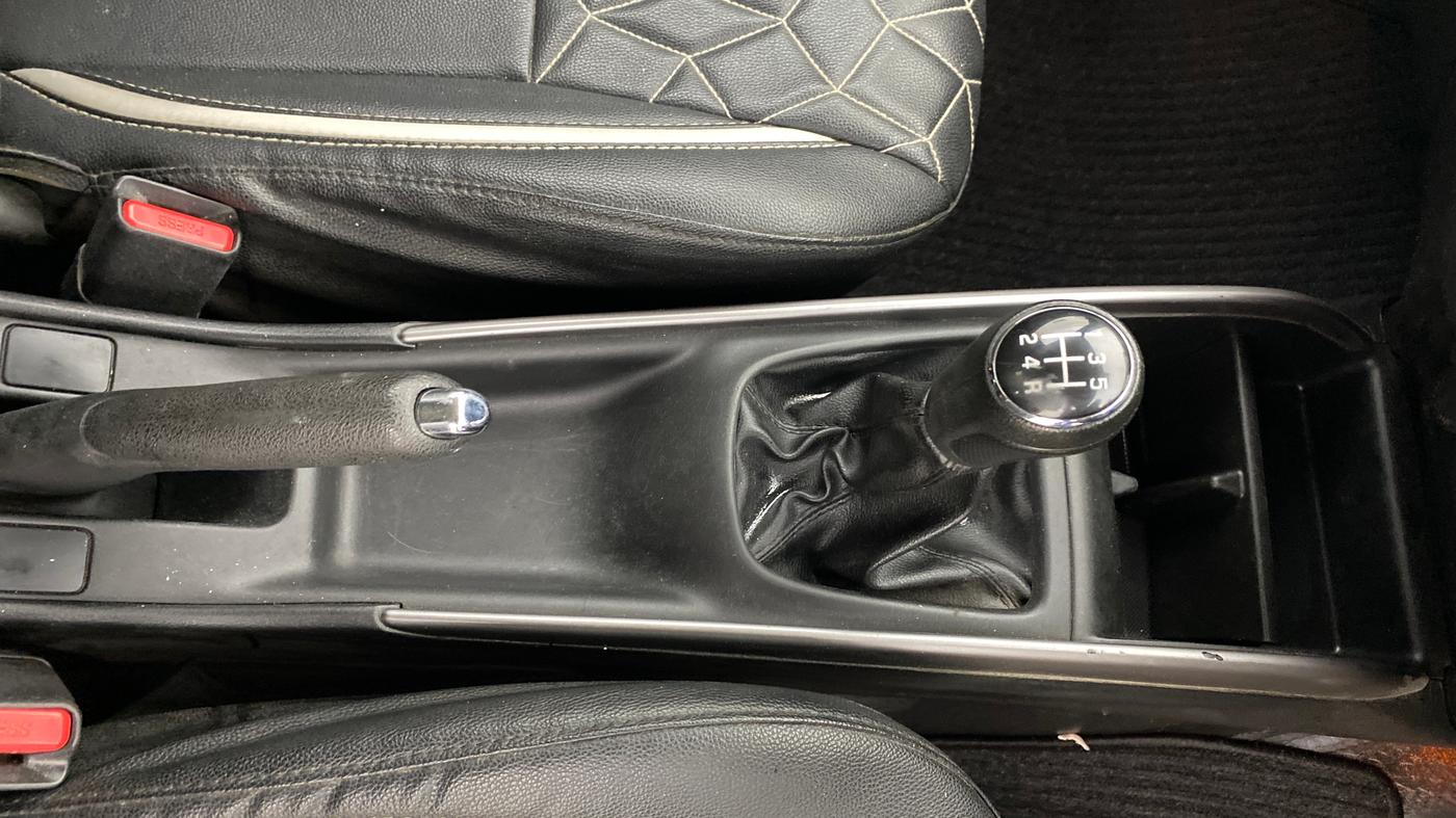 2021 Maruti Baleno ZETA PETROL 1.2, Petrol, Manual, 20,518 km, Gear Lever
