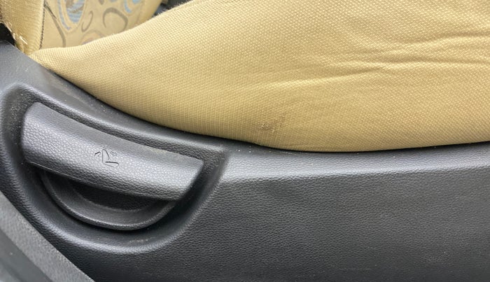 2014 Hyundai Grand i10 SPORTZ 1.2 KAPPA VTVT, Petrol, Manual, 73,755 km, Driver Side Adjustment Panel