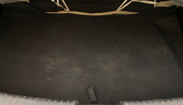 2014 Hyundai Grand i10 SPORTZ 1.2 KAPPA VTVT, Petrol, Manual, 73,755 km, Boot Inside