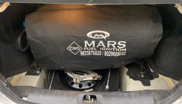 2012 Maruti Swift Dzire VXI, CNG, Manual, 59,817 km, Boot Inside