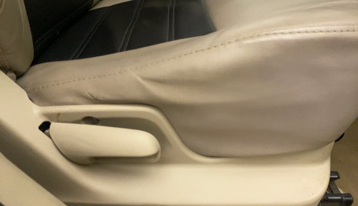 2012 Maruti Swift Dzire VXI, CNG, Manual, 59,817 km, Driver Side Adjustment Panel