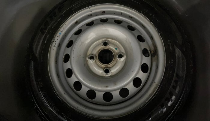 2017 Maruti Swift LXI (O), Petrol, Manual, 89,681 km, Spare Tyre