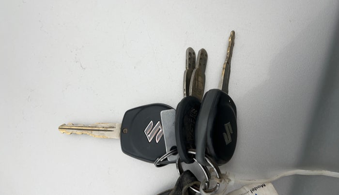 2018 Maruti Wagon R 1.0 VXI, Petrol, Manual, 35,511 km, Key Close Up