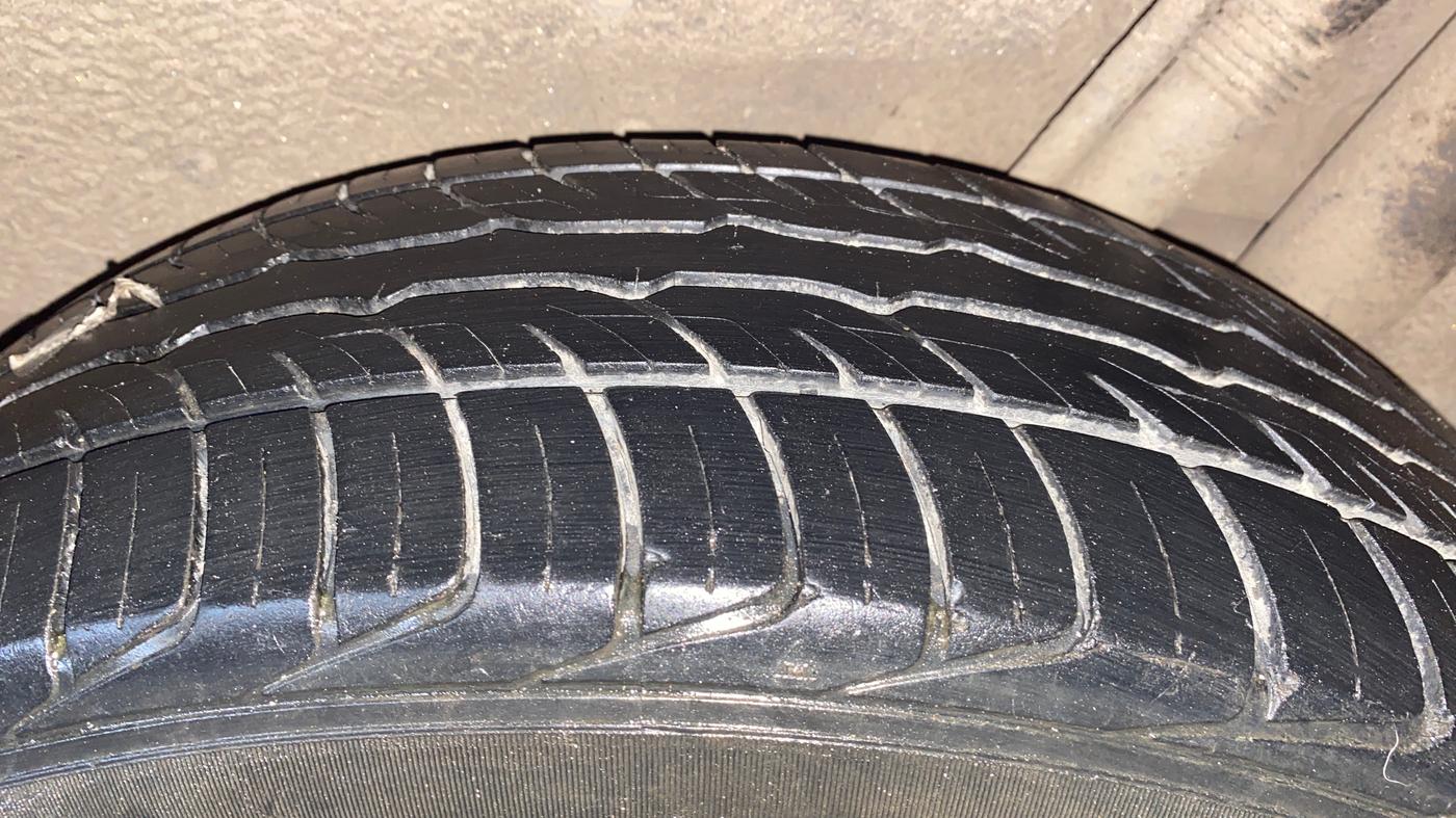 2019 Mahindra MARAZZO M4 8 STR, Diesel, Manual, 85,426 km, Left Rear Tyre Tread