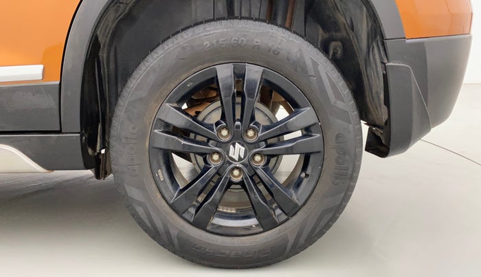 2018 Maruti Vitara Brezza ZDI PLUS AT DUAL TONE, Diesel, Automatic, 72,152 km, Left Rear Wheel