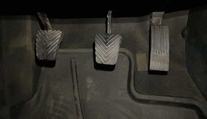 2019 Hyundai VENUE SX(O) 1.4 CRDI, Diesel, Manual, 64,290 km, Pedals