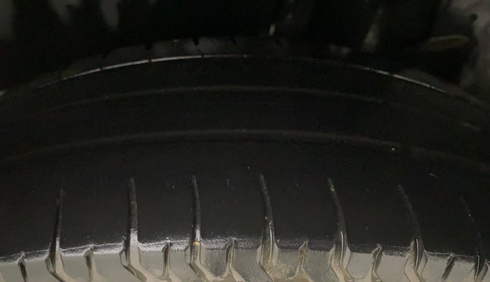 2020 Maruti Dzire VXI, Petrol, Manual, 41,988 km, Left Rear Tyre Tread