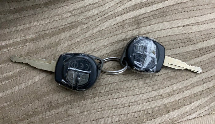 2020 Maruti Dzire VXI, Petrol, Manual, 41,988 km, Key Close Up