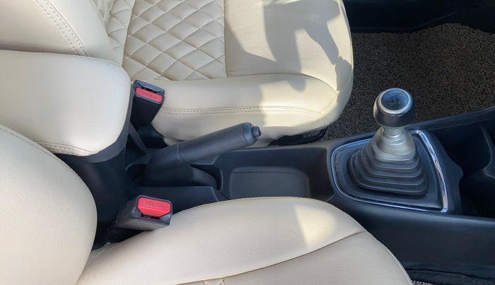 2019 Honda Amaze 1.2L I-VTEC S, CNG, Manual, 1,08,501 km, Gear Lever