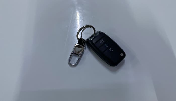 2022 KIA SELTOS HTK 1.5 PETROL, Petrol, Manual, 15,488 km, Key Close Up