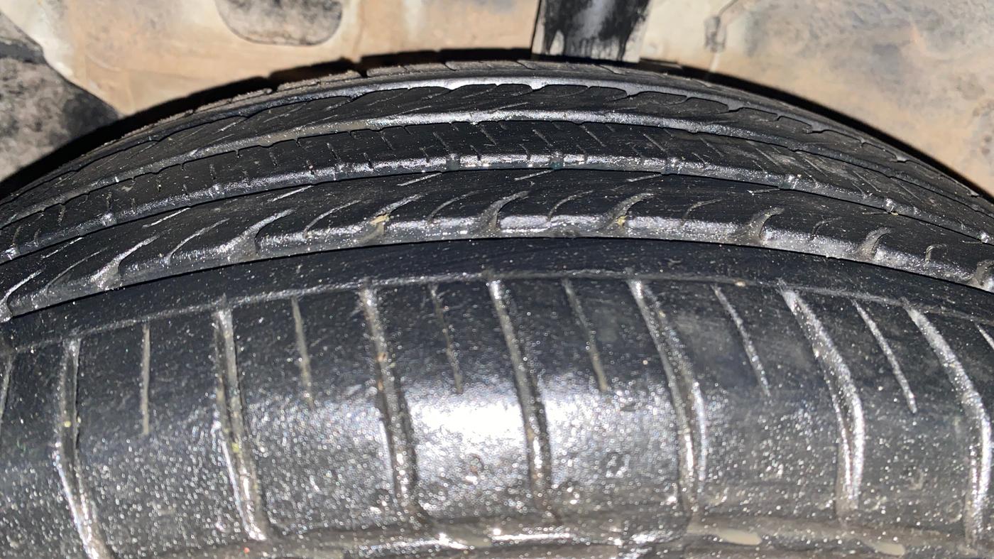 2022 KIA SELTOS HTK 1.5 PETROL, Petrol, Manual, 15,488 km, Left Front Tyre Tread