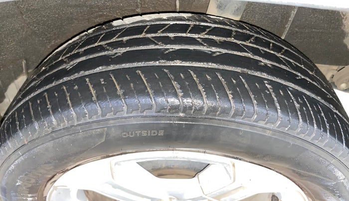 2021 Renault Kiger RXT MT, Petrol, Manual, 33,193 km, Left Rear Tyre Tread