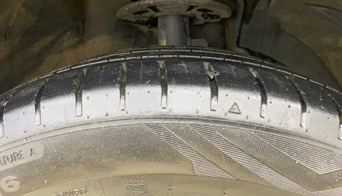 2023 Maruti Baleno ALPHA 1.2 AGS, Petrol, Automatic, 57,137 km, Right Front Tyre Tread