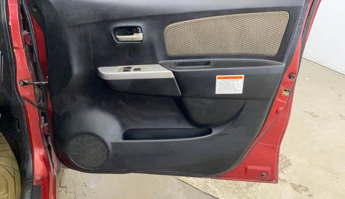 2014 Maruti Wagon R 1.0 LXI CNG, CNG, Manual, 99,123 km, Driver Side Door Panels Control
