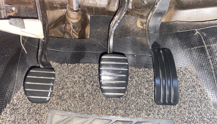 2016 Renault Duster RXL PETROL, Petrol, Manual, 52,815 km, Pedals