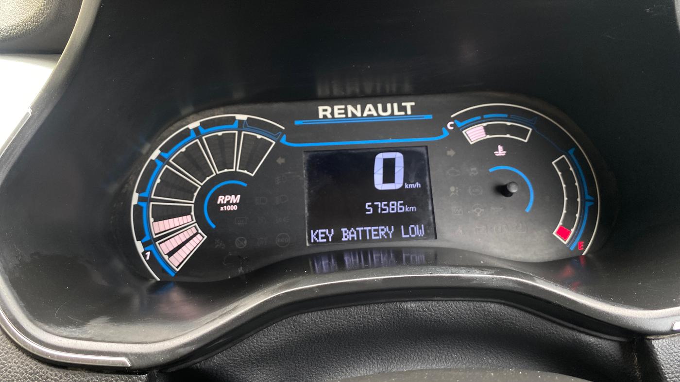 2019 Renault TRIBER RXZ, Petrol, Manual, 57,584 km, Odometer Image