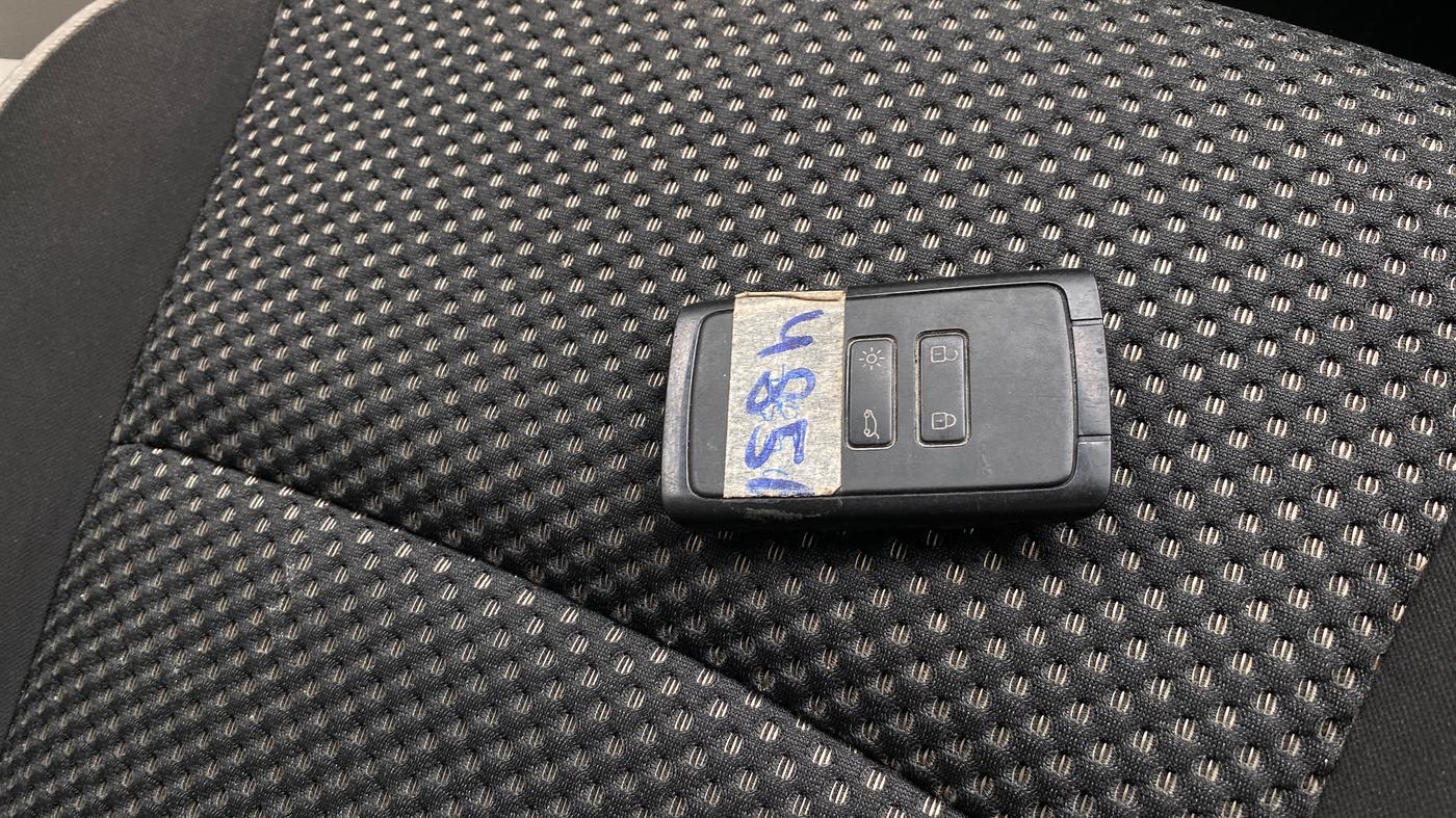 2019 Renault TRIBER RXZ, Petrol, Manual, 57,584 km, Key Close Up