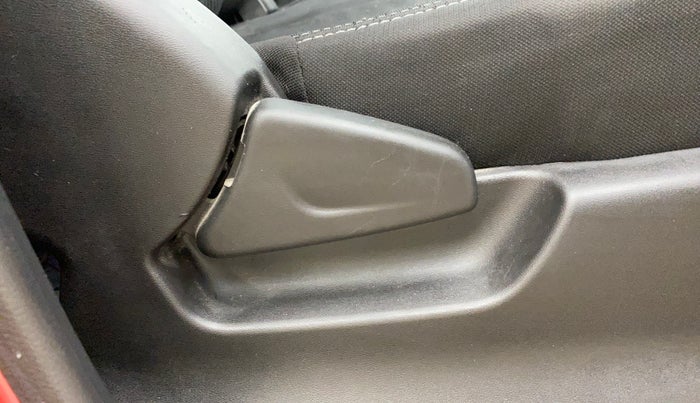 2017 Datsun Redi Go T (O), Petrol, Manual, 35,209 km, Driver Side Adjustment Panel