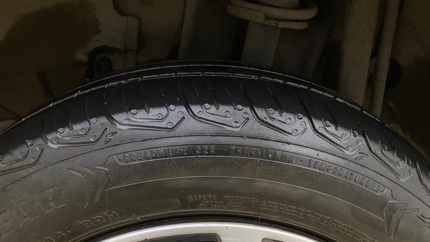 2022 Tata TIGOR XZ PLUS CNG, CNG, Manual, 37,191 km, Left Rear Tyre Tread