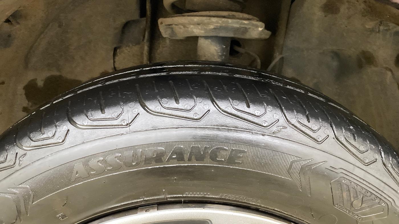 2022 Tata TIGOR XZ PLUS CNG, CNG, Manual, 37,191 km, Right Front Tyre Tread