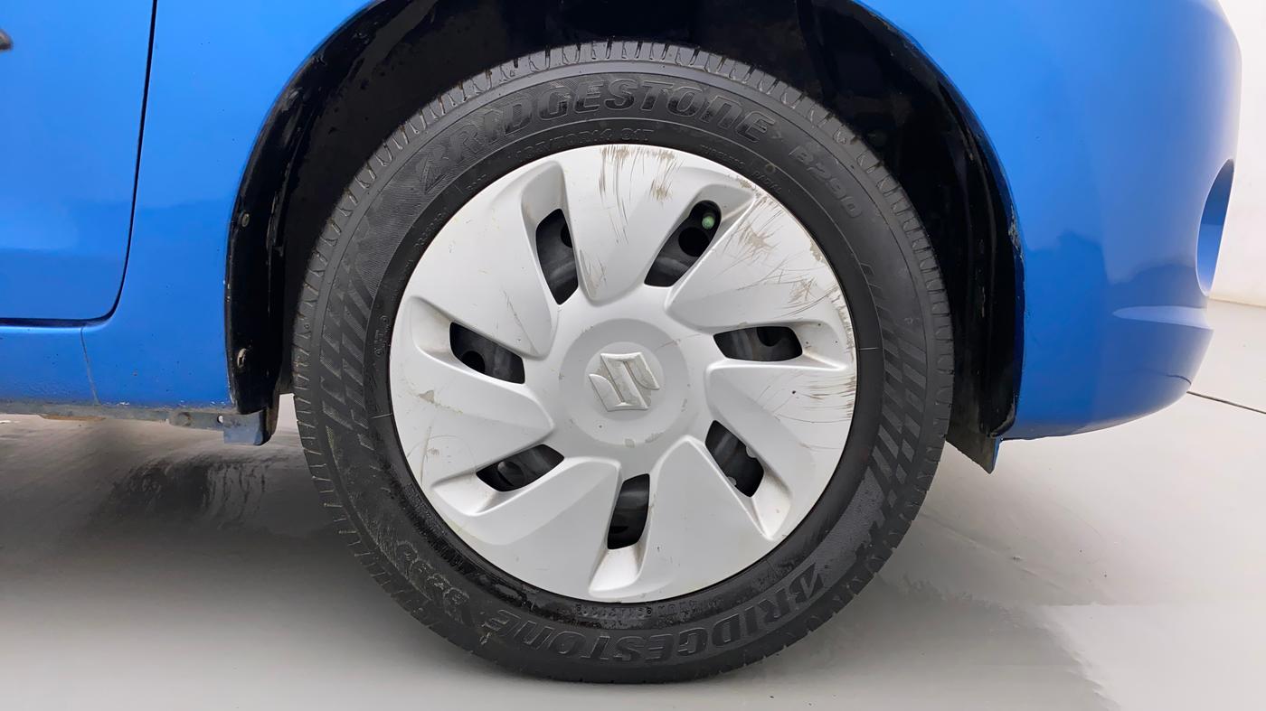 2014 Maruti Celerio VXI, Petrol, Manual, 80,924 km, Right Front Wheel