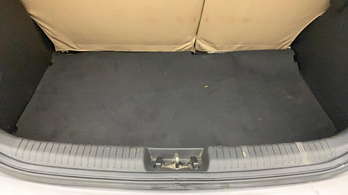 2014 Hyundai i20 SPORTZ 1.2, Petrol, Manual, 57,848 km, Boot Inside