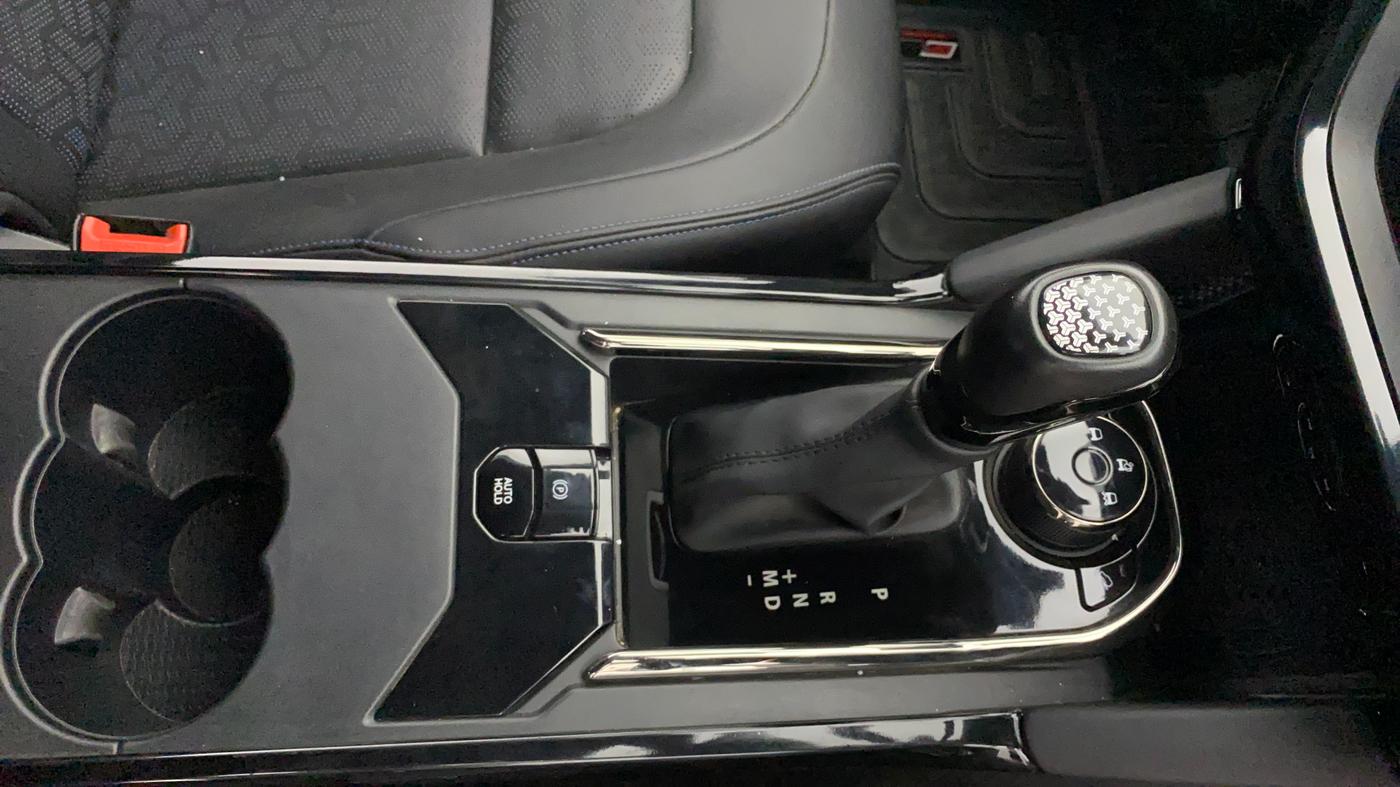 2023 Tata Safari XZA PLUS O DARK EDITION, Diesel, Automatic, 34,367 km, Gear Lever