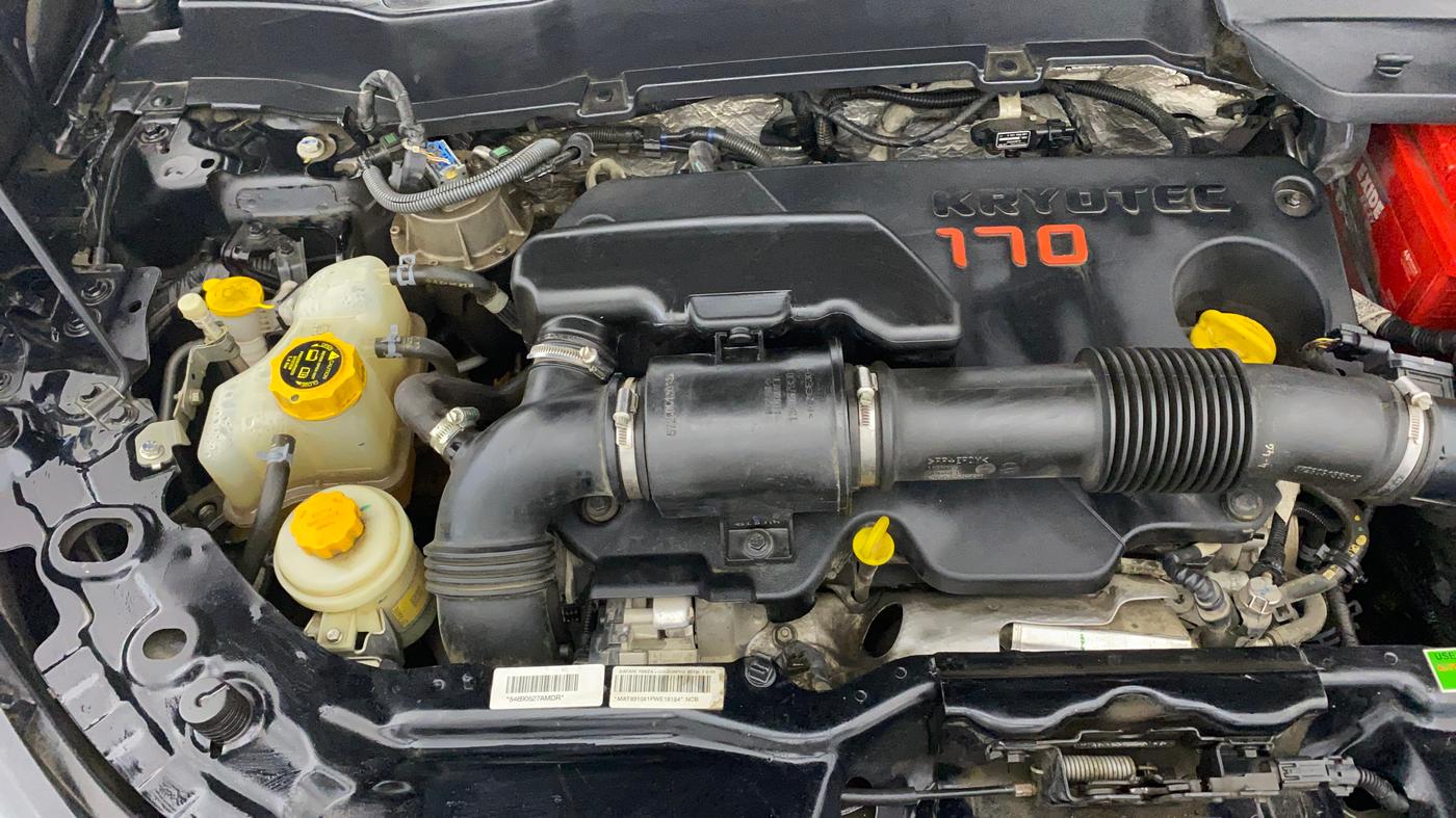 2023 Tata Safari XZA PLUS O DARK EDITION, Diesel, Automatic, 34,367 km, Engine View - Right