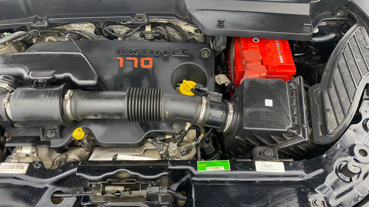2023 Tata Safari XZA PLUS O DARK EDITION, Diesel, Automatic, 34,367 km, Engine View - Left