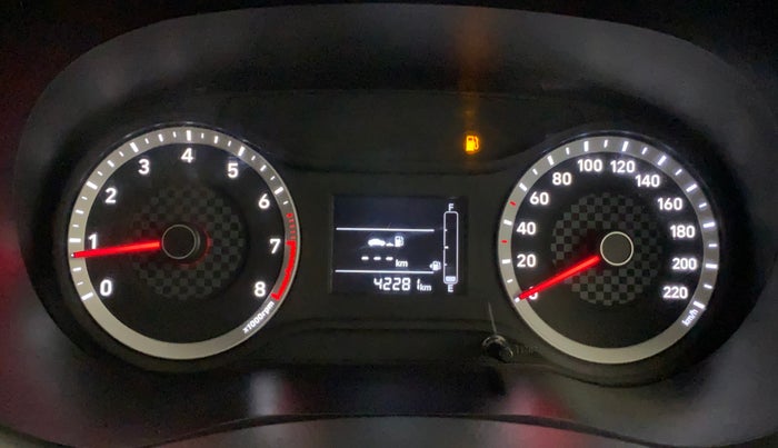 2022 Hyundai GRAND I10 NIOS MAGNA CORPORATE EDITION 1.2 KAPPA VTVT, Petrol, Manual, 42,273 km, Odometer Image