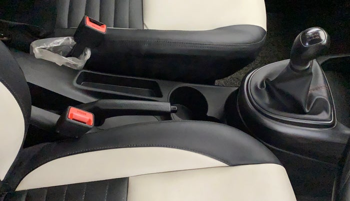 2022 Hyundai GRAND I10 NIOS MAGNA CORPORATE EDITION 1.2 KAPPA VTVT, Petrol, Manual, 42,273 km, Gear Lever