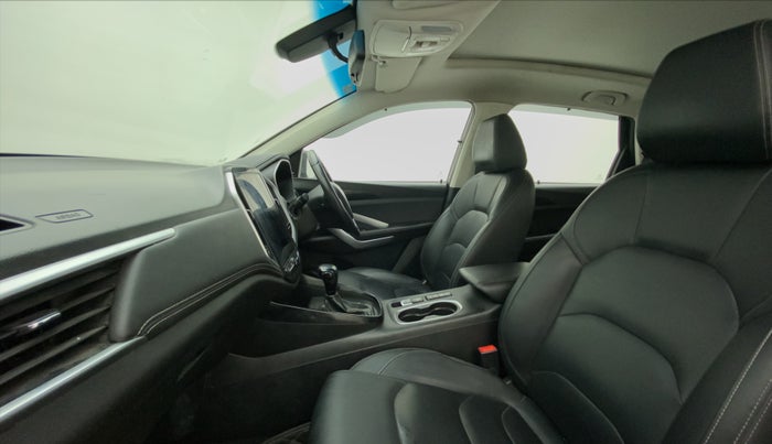 2020 MG HECTOR SHARP 1.5 DCT PETROL, Petrol, Automatic, 71,593 km, Right Side Front Door Cabin