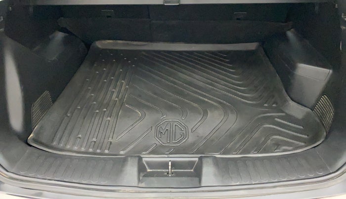 2020 MG HECTOR SHARP 1.5 DCT PETROL, Petrol, Automatic, 71,593 km, Boot Inside