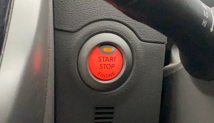 2013 Nissan Micra XV CVT, Petrol, Automatic, 1,21,311 km, Keyless Start/ Stop Button