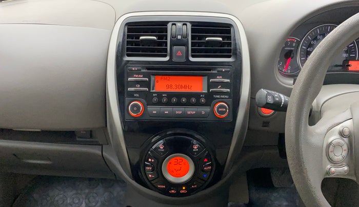 2013 Nissan Micra XV CVT, Petrol, Automatic, 1,21,311 km, Air Conditioner