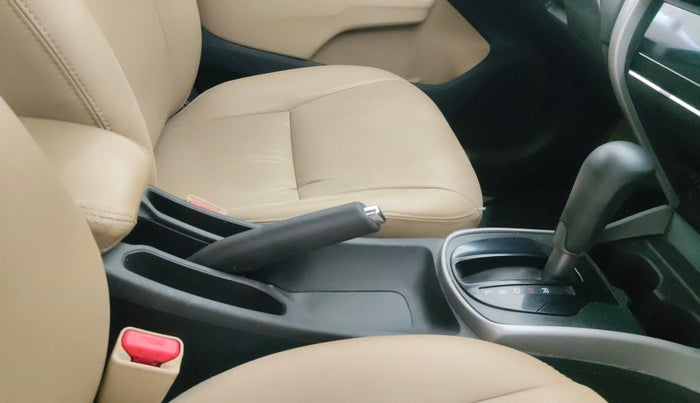 2016 Honda City 1.5L I-VTEC SV CVT, Petrol, Automatic, 82,343 km, Gear Lever