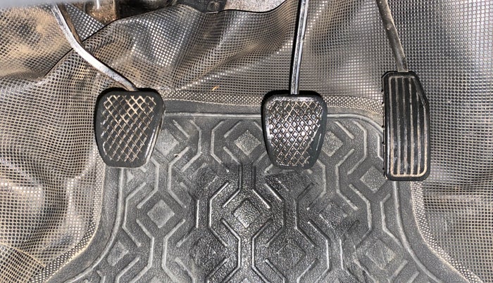 2016 Honda Brio S MT, Petrol, Manual, 79,289 km, Pedals