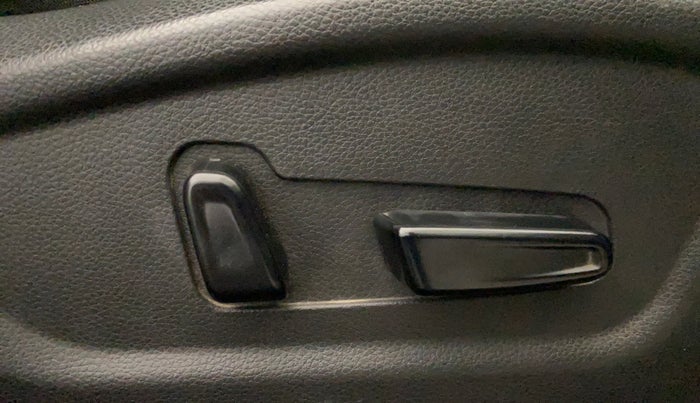 2021 KIA SELTOS X LINE 1.5 DIESEL AT, Diesel, Automatic, 65,474 km, Driver Side Adjustment Panel