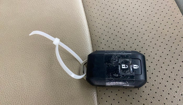 2024 Maruti Ertiga ZXI+ AT SHVS, Petrol, Automatic, 14,033 km, Key Close Up