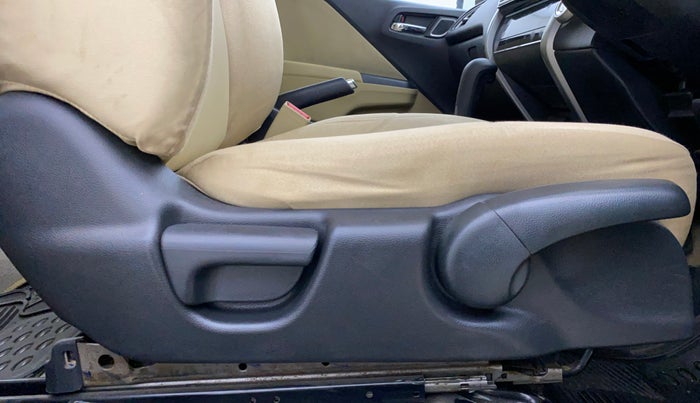 2017 Honda City 1.5L I-VTE V CVT, Petrol, Automatic, 60,476 km, Driver Side Adjustment Panel