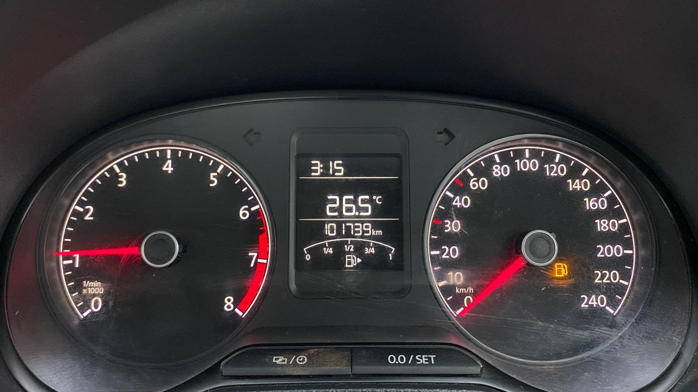 2018 Volkswagen Polo COMFORTLINE 1.0L MPI, Petrol, Manual, 1,01,739 km, Odometer Image