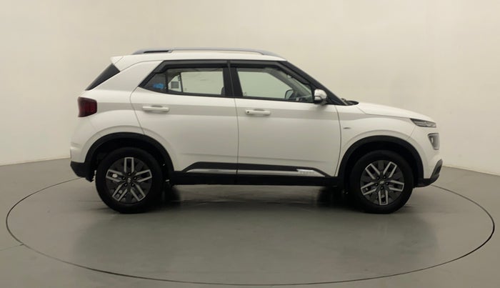 2021 Hyundai VENUE SX 1.0 TURBO IMT, Petrol, Manual, 9,340 km, Right Side