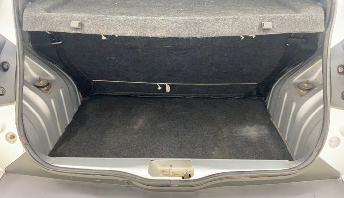 2020 Renault Kwid RXT 0.8, Petrol, Manual, 56,213 km, Boot Inside