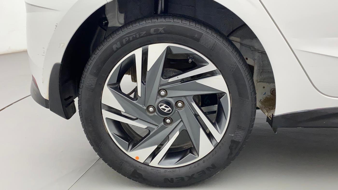 2021 Hyundai NEW I20 ASTA 1.2 MT, Petrol, Manual, 41,402 km, Right Rear Wheel