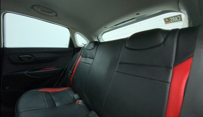 2021 Hyundai NEW I20 ASTA 1.2 MT, Petrol, Manual, 41,402 km, Right Side Rear Door Cabin
